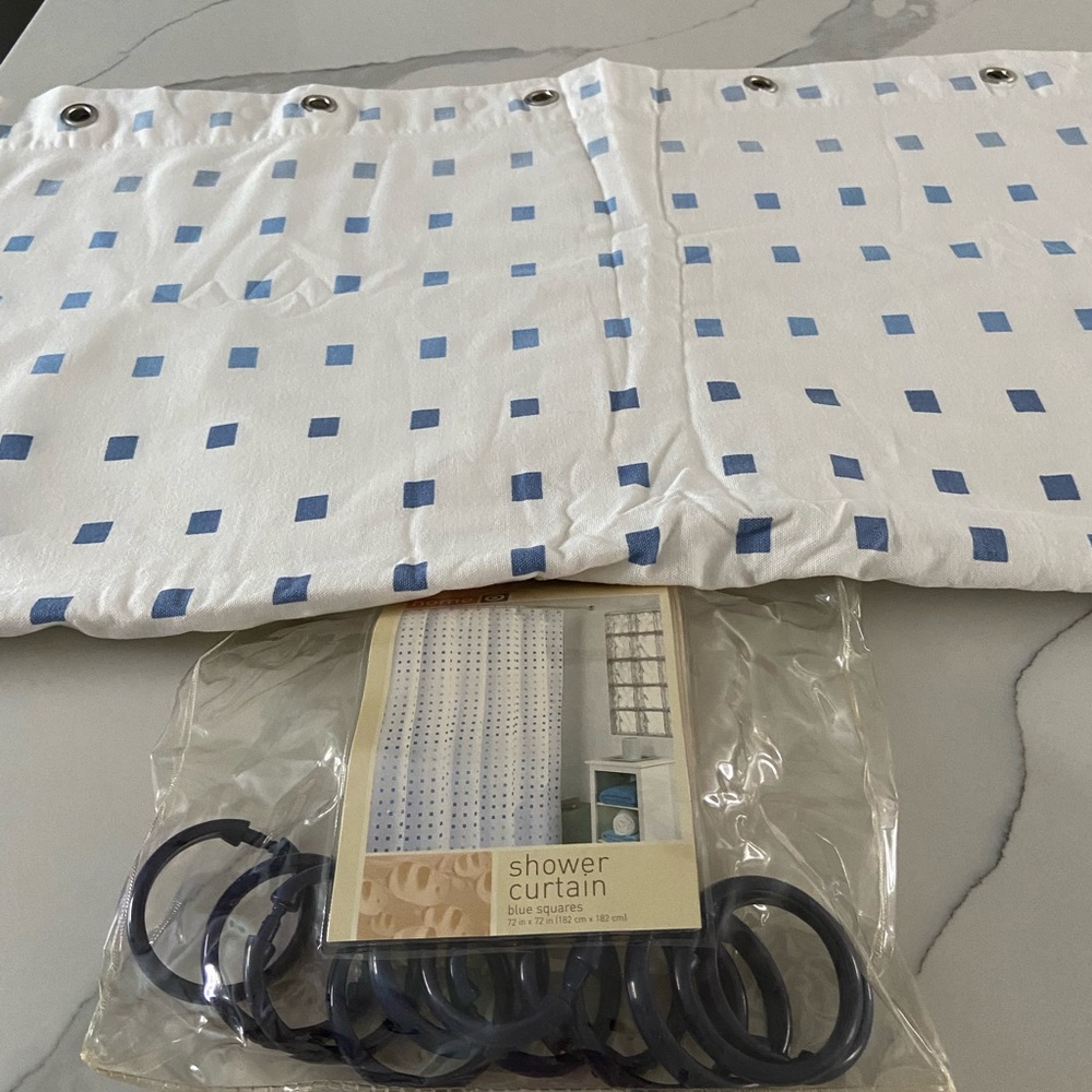Curtain shower